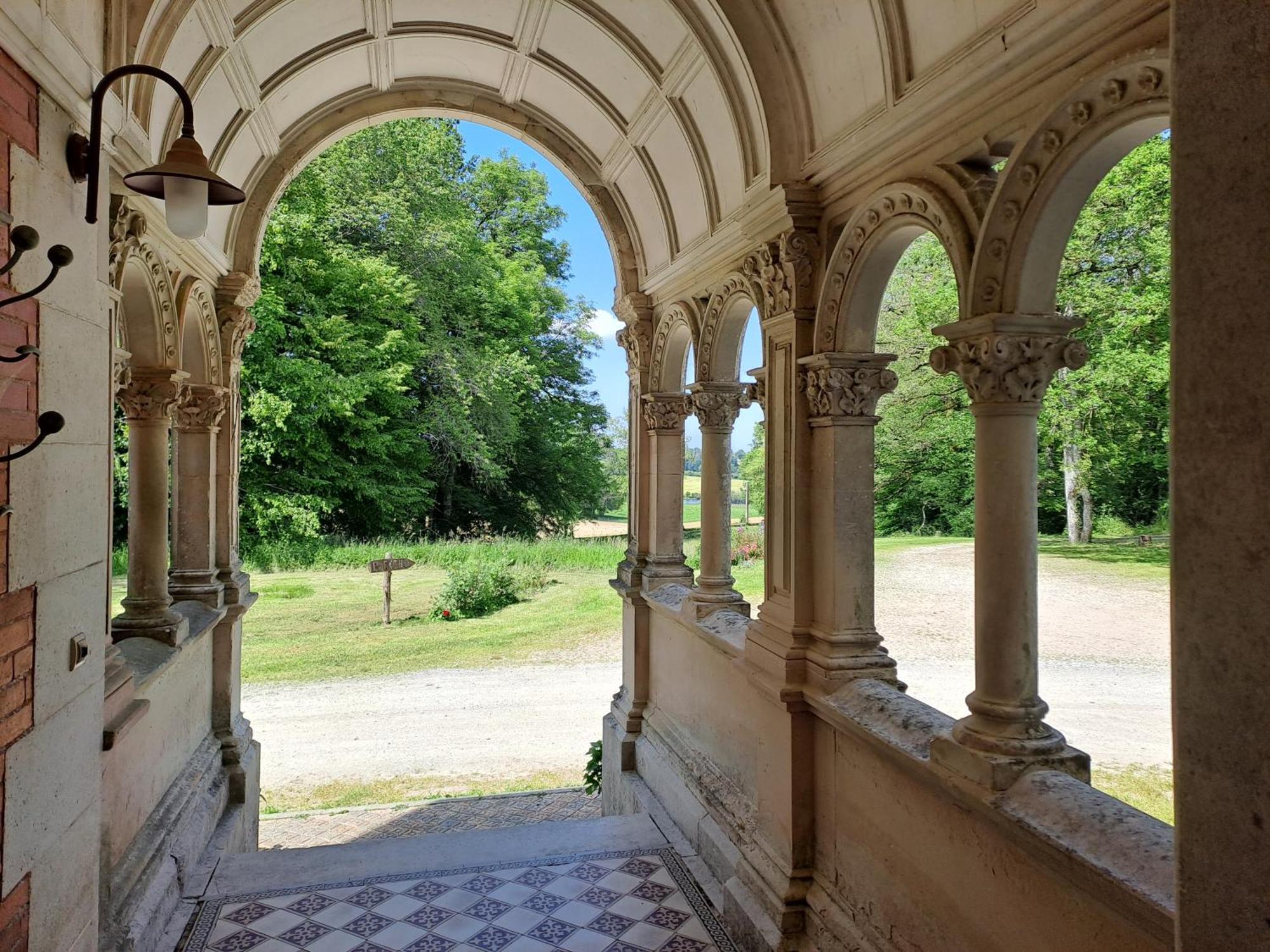 مبيت وإفطار Mouzon  Chateau De La Redortiere المظهر الخارجي الصورة